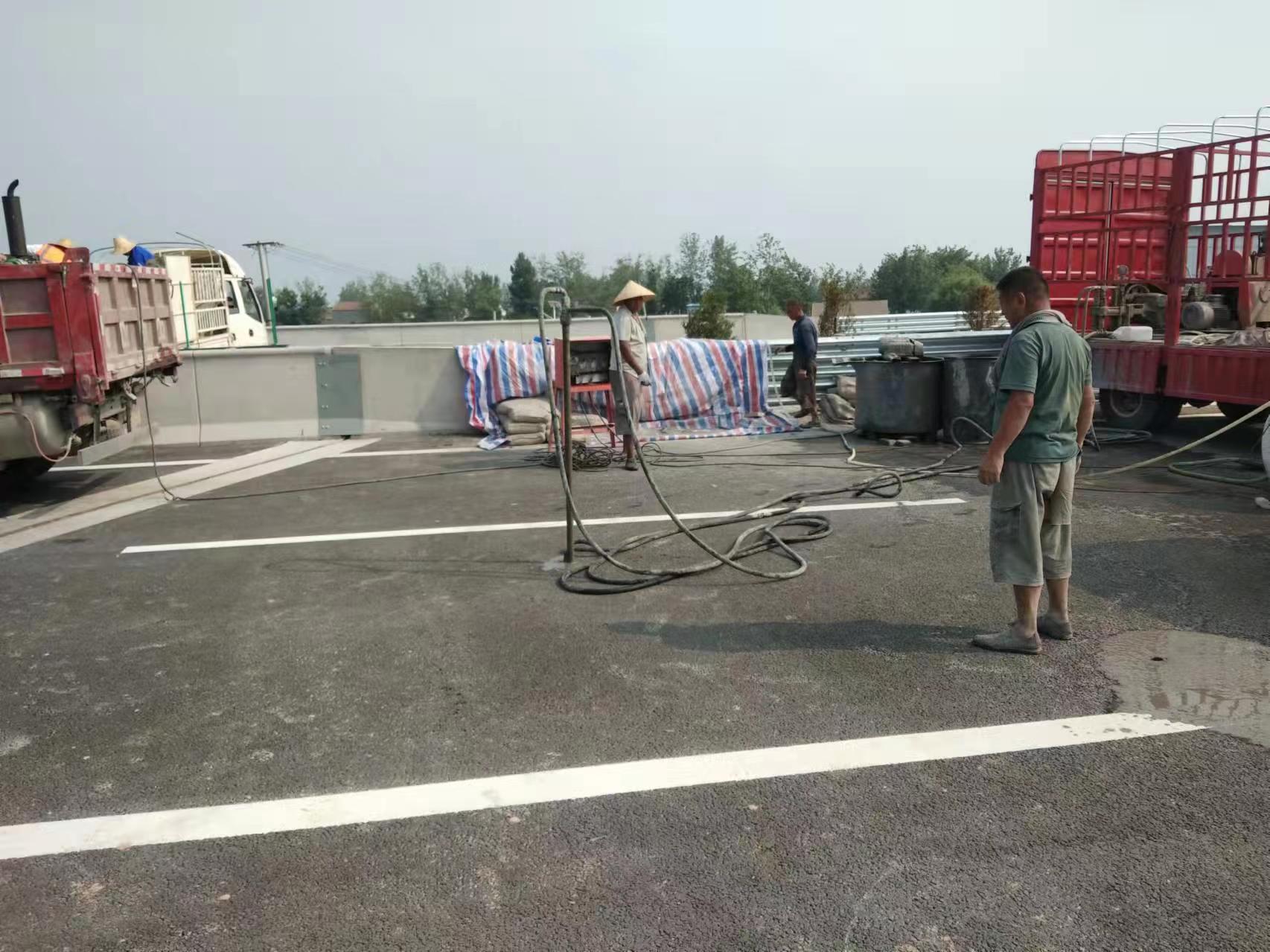 青松乡路基注浆